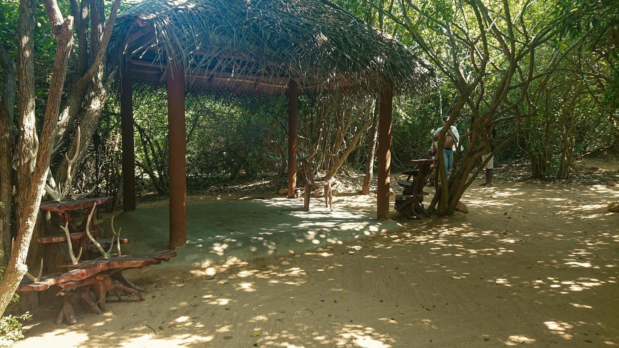 Yala Podi Hoona Bush Camp Hotel Exterior photo